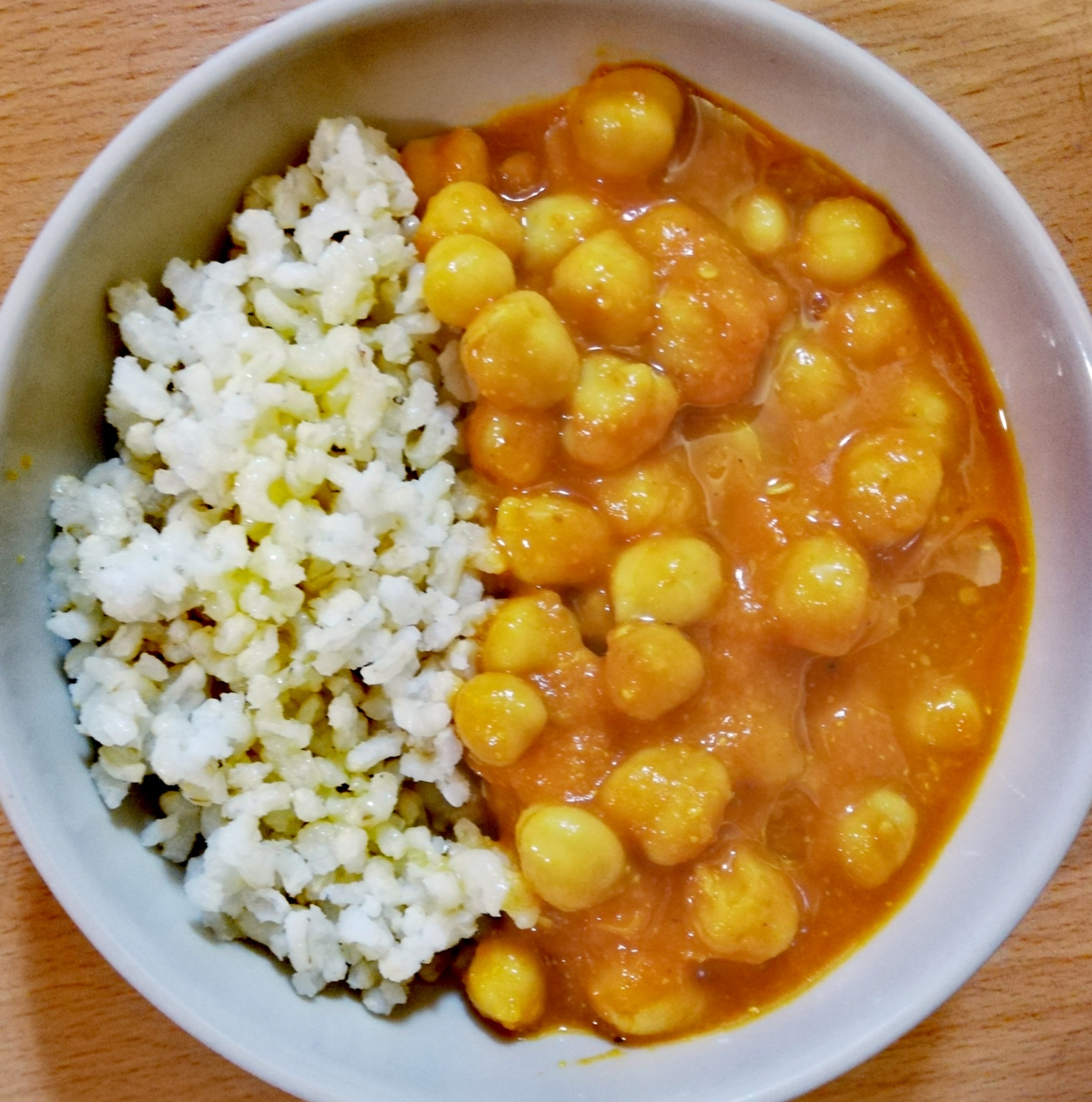 Garbanzos en salsa de tomate especiada La Vida Bonica